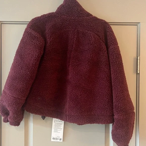 Lululemon Clinchable Fleece Zip Up - Picture 5 of 6